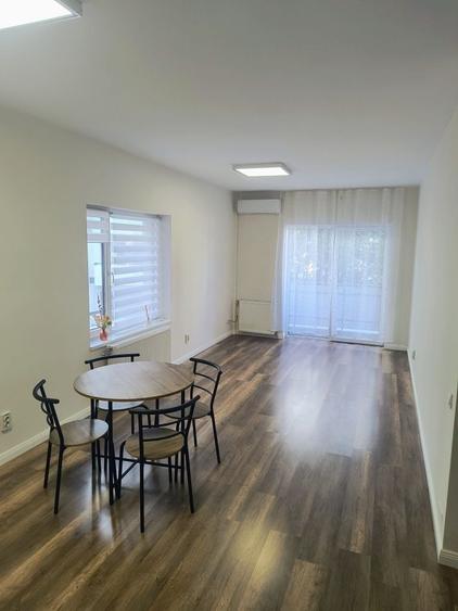 Spațiu comercial, de 45 mp, în Central