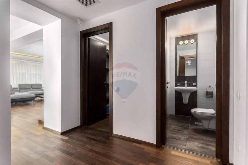 4 camere| semineu| piscina interioara | sauna | sala de sport| parcare - 25