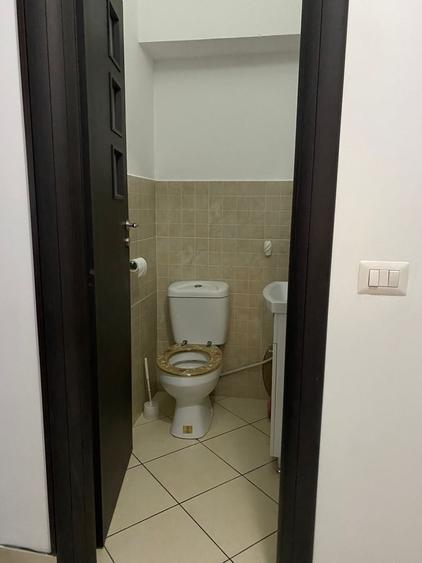 Apartament cu 4 camere decomandat în Veteranilor