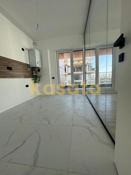 Apartament cu 3 camere decomandat în Theodor Pallady