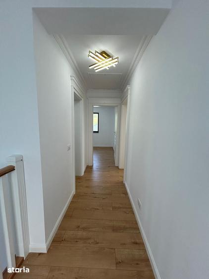 Casă cu 4 camere cu Teren 400 Mp în Rediu