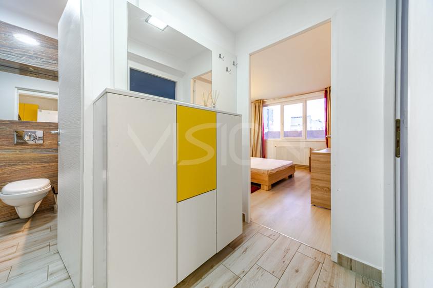 Apartament cu 2 camere decomandat în Central