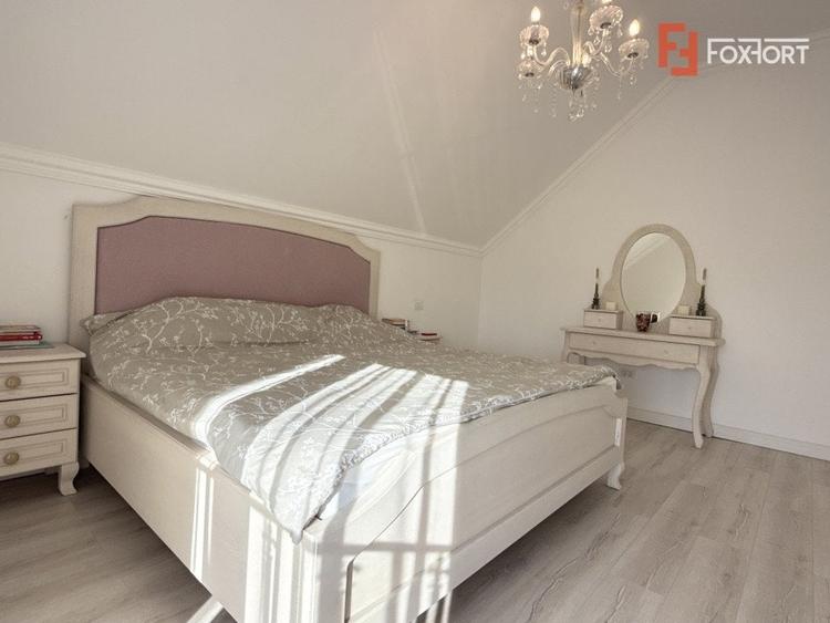 Casă individuală cu 5 camere cu Teren 535 Mp în Săcălaz