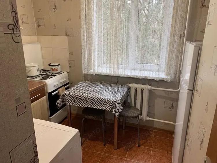 Garsonieră decomandată în Crângași
