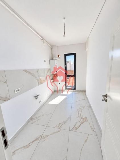 Apartament cu 4 camere semidecomandat în Dacia