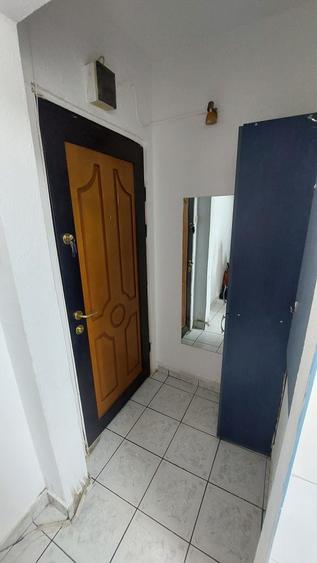 Apartament cu 2 camere semidecomandat în Cedonia