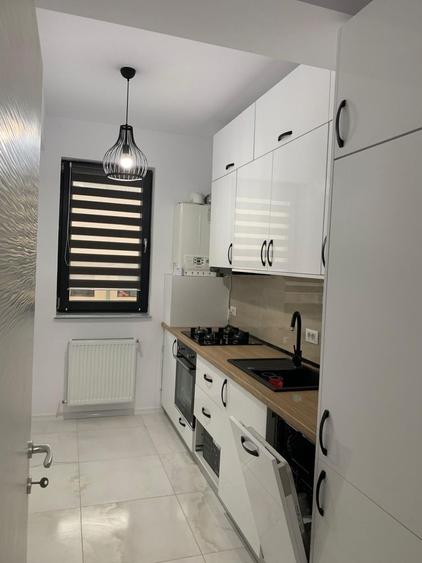 Inchiriez apartament 2 camere decomandat Barracuda Residence - 7