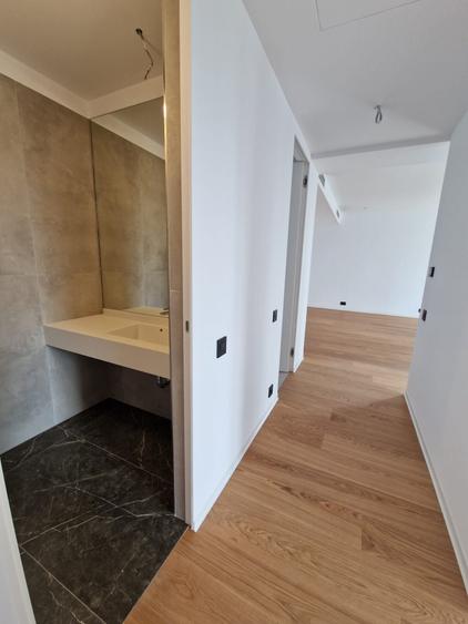 Apartament cu 3 camere decomandat, mobilat în Barbu Văcărescu