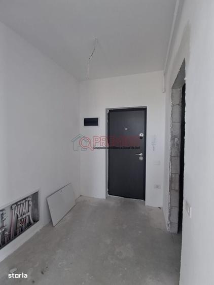 Apartament cu 2 camere decomandat în Central — fotografia 1