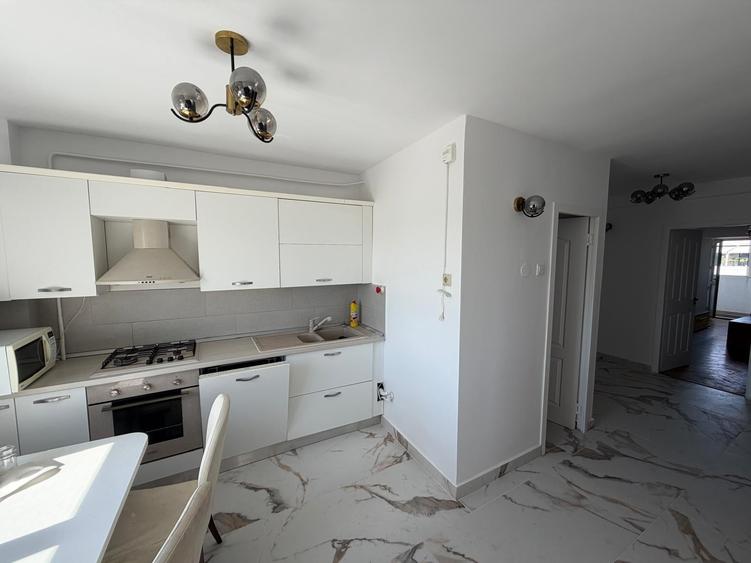 Apartament cu 3 camere decomandat în Dorobanți