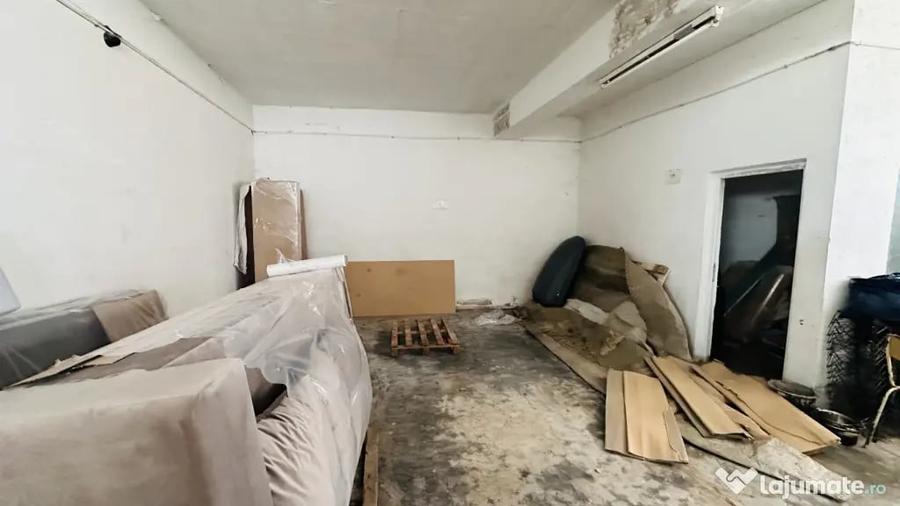 Casă cu 7 camere cu Teren 900 Mp în Chiajna