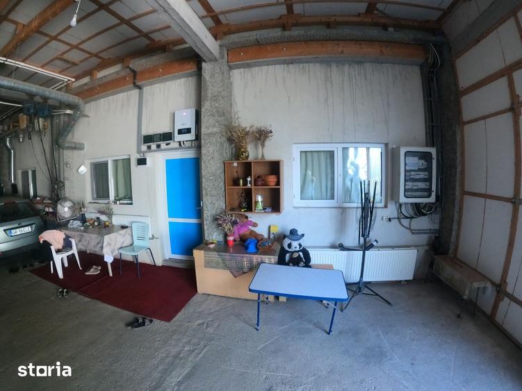 Spațiu comercial, de 650 mp, în Central