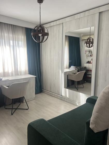 Apartament cu 3 camere decomandat în 13 Septembrie