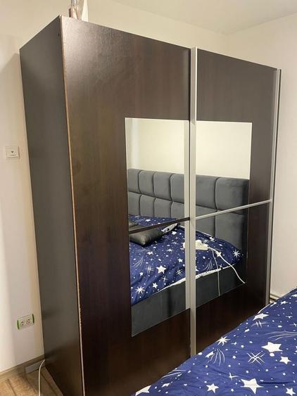 Apartament cu 2 camere decomandat în Micro 20