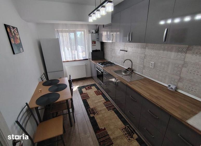 Apartament cu 3 camere decomandat în Cug