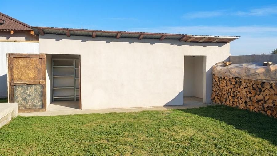 Casă cu 2 camere cu Teren 490 Mp în Nufărul