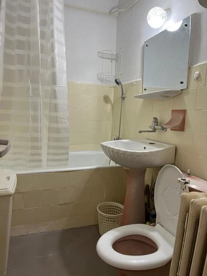 Apartament cu 2 camere semidecomandat în George Enescu