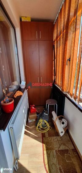 Apartament cu 2 camere decomandat în Tractorul