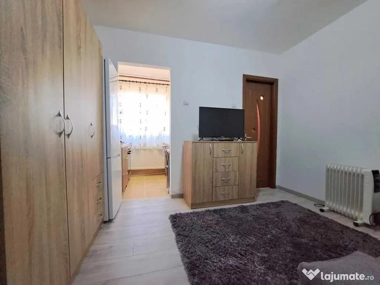 Garsonieră în Fizicienilor