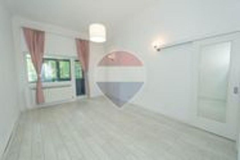 Apartament de inchiriat, 137 mp, central, curte proprie - 19
