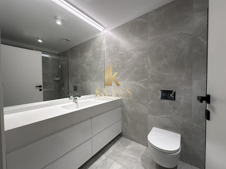 Apartament cu 3 camere semidecomandat în Cotroceni