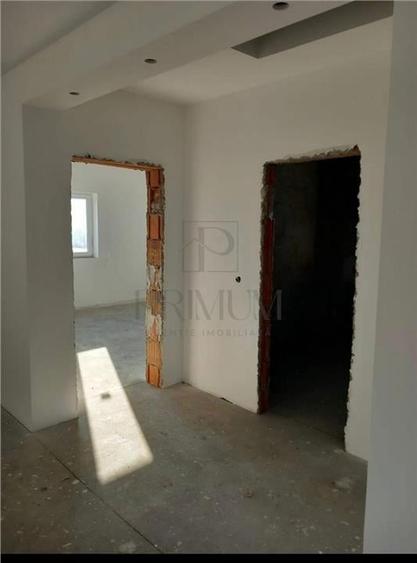 Duplex cu 3 camere cu Canalizare în Beregsău Mare