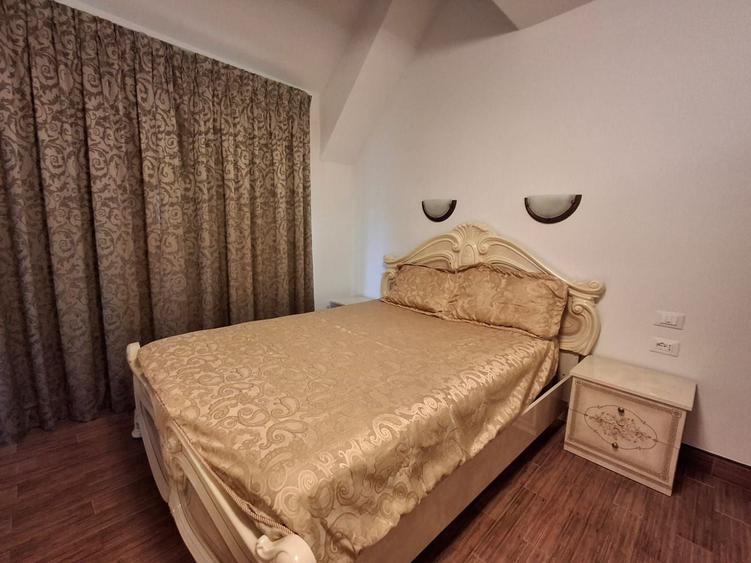 Casă individuală cu 4 camere cu Canalizare în Calea Poplăcii