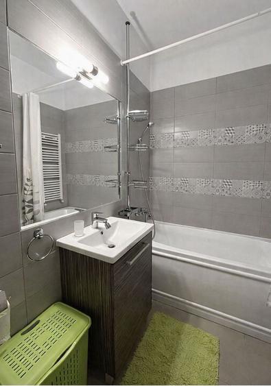 Apartament cu 2 camere semidecomandat, mobilat în Bună Ziua