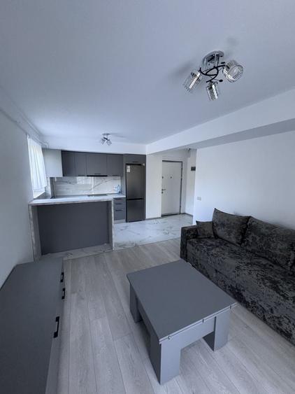 Apartament cu 2 camere decomandat în Exterior Vest
