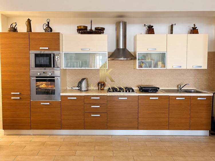Apartament cu 4 camere decomandat, mobilat în Aviatorilor