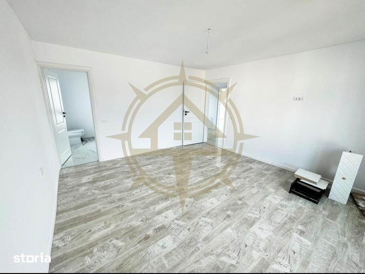 Casă cu 5 camere cu Teren 320 Mp în Central