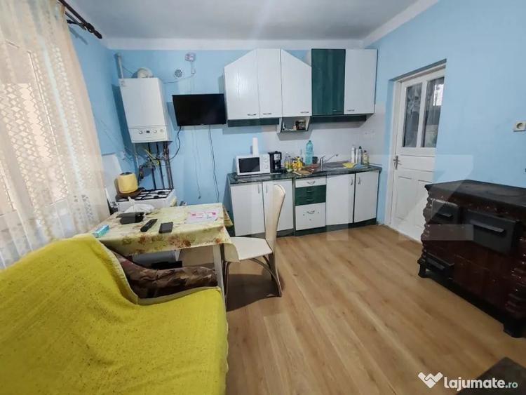 Casă cu 1 camere cu Teren 3000 Mp în Aluniș