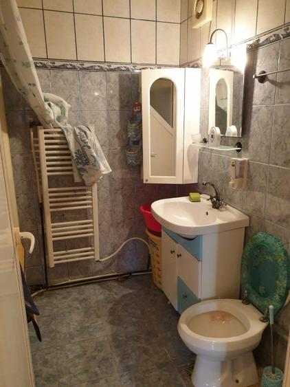 Apartament cu 2 camere decomandat, mobilat în Micro 11