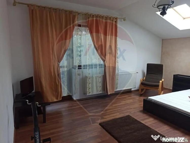 Casă cu 5 camere cu Teren 500 Mp în Brănești
