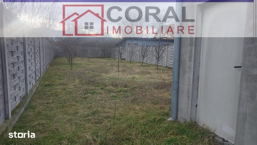 Casă cu 5 camere cu Teren 900 Mp în Decebal