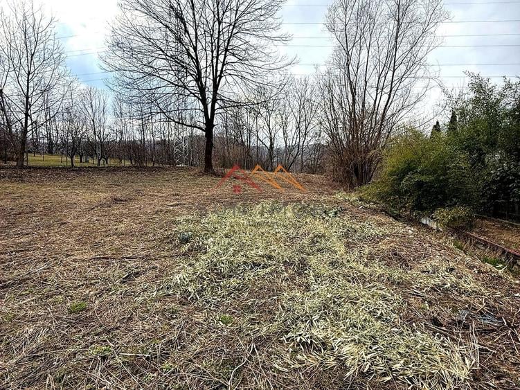 Teren Construcții intravilan de 3171 mp, în Cornu de Jos (Cornu)
