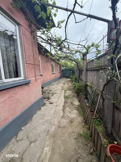 Casă cu 3 camere cu Teren 339 Mp în Central