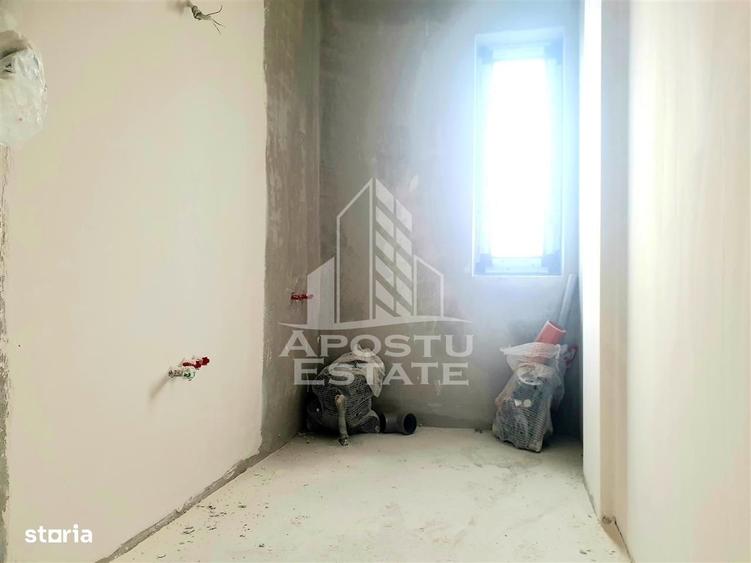 Garsonieră decomandată în Central