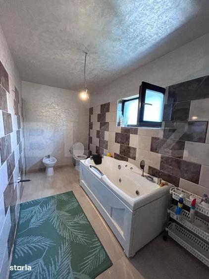Casă cu 6 camere cu Teren 600 Mp în Central