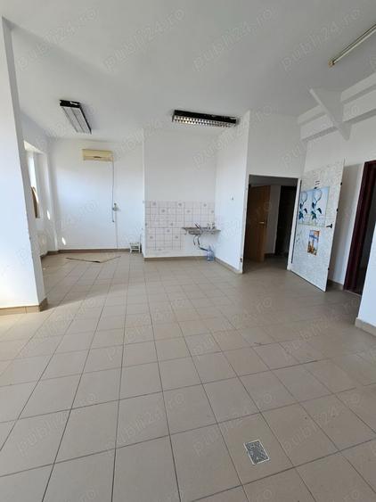 Spațiu comercial, de 45 mp, în Săveni