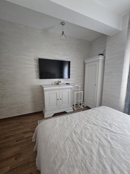 Apartament cu 2 camere decomandat în Exterior Vest
