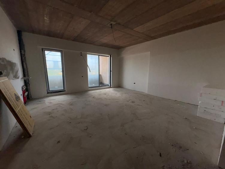 Apartament cu 3 camere decomandat în Unirii