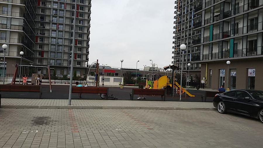 Apartament cu 2 camere decomandat în Mihai Bravu