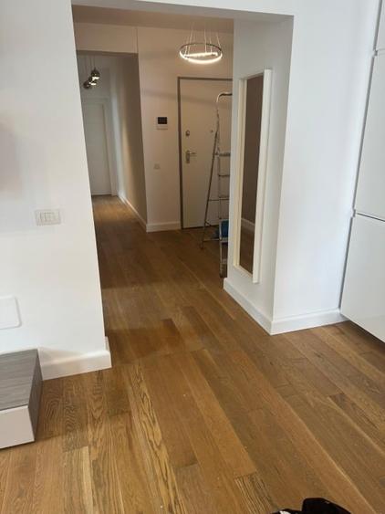 Apartament cu 3 camere decomandat, mobilat în Băneasa