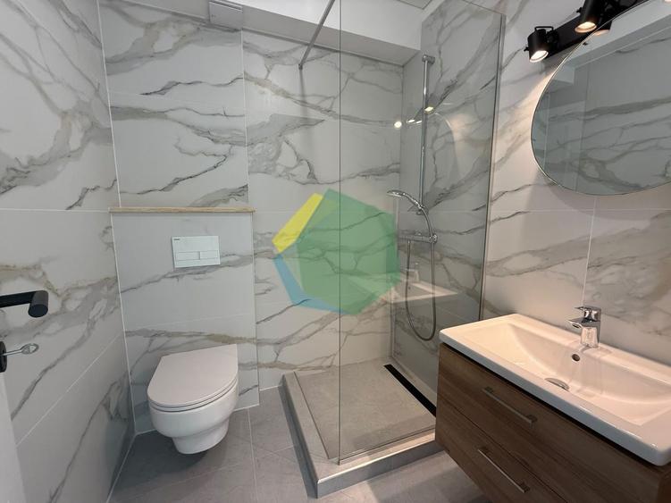 Duplex cu 4 camere cu Canalizare în Odăi