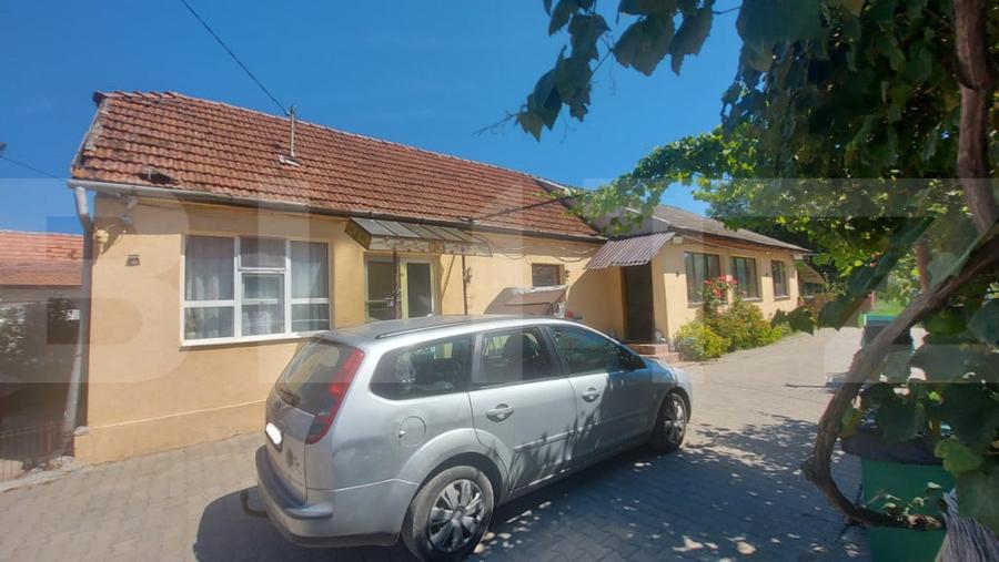 Casă cu 3 camere cu Teren 1800 Mp în Araci