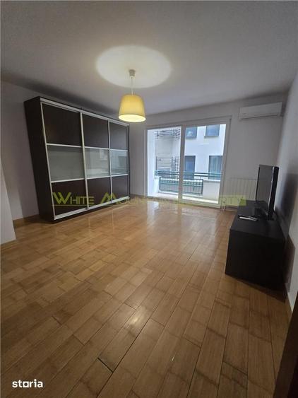 Apartament cu 3 camere decomandat în Primăverii
