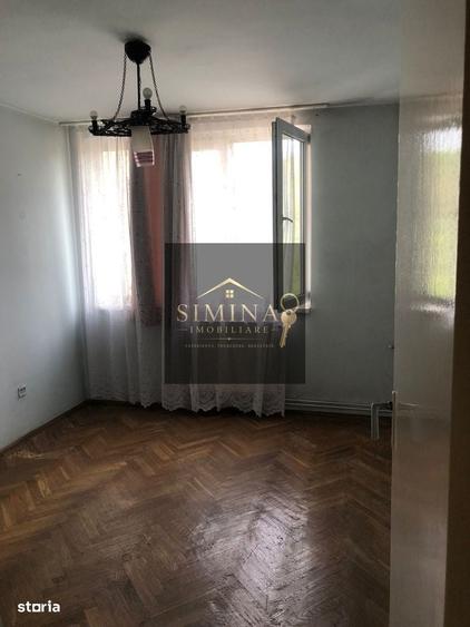 Apartament cu 3 camere în Dâmbu Pietros