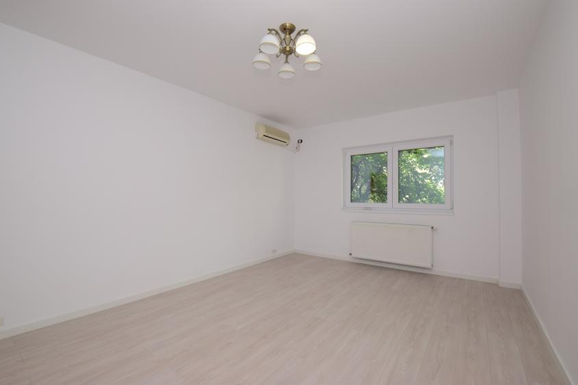 3 camere, renovat, centrală, 2/4, Rahova - Strada Oltina - 8