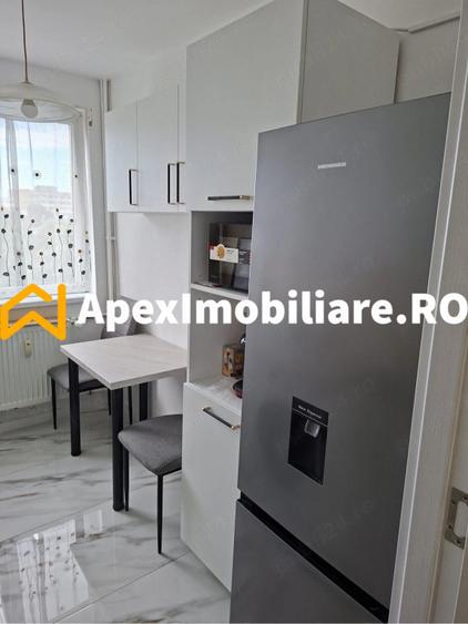 Apartament cu 2 camere semidecomandat, mobilat în Titan